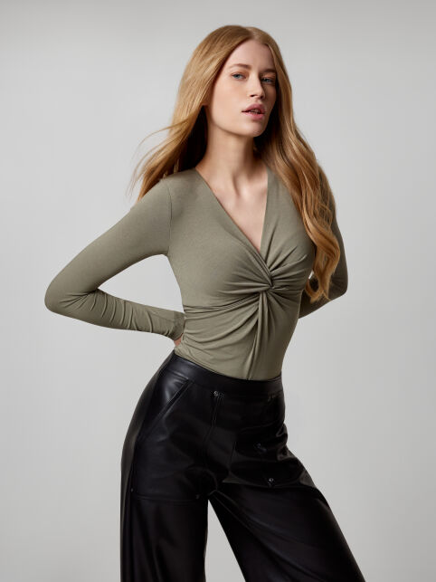 Боди с декоративным узлом из вискозы LBD 3318 - купить в интернет-магазине Conte