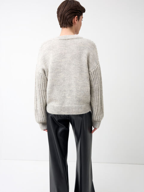 Джемпер умеренно свободного силуэта из пряжи с шерстью LDK 24137 - купить в интернет-магазине Conte