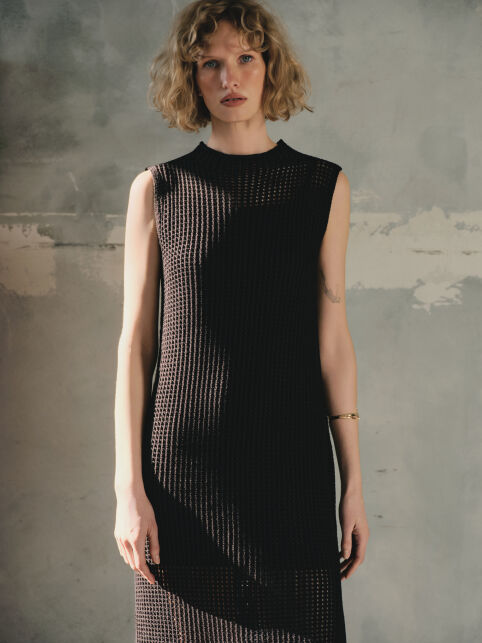 Платье-макси ажурного переплетения из пряжи с хлопком и модалом LDK2557 - купить в интернет-магазине Conte