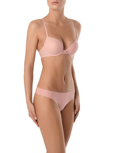 Бюстгальтер push-up на каркасах WEEKEND RB 0006 Бюстгальтер push-up на каркасах WEEKEND RB 0006 - купить в интернет-магазине Conte