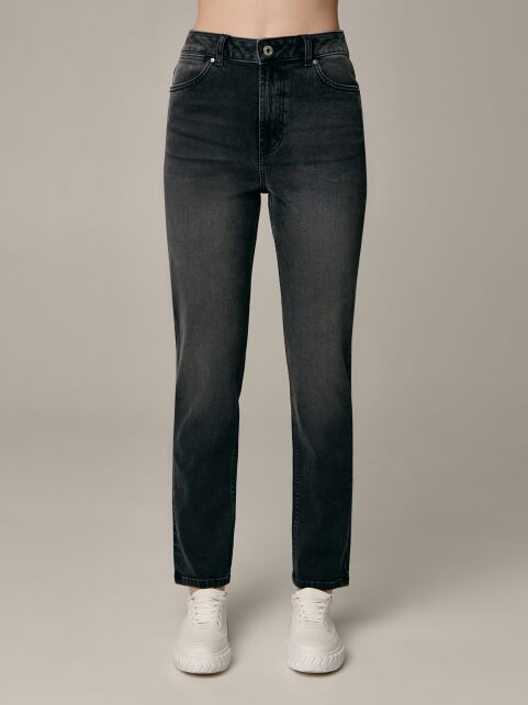 Джинсы straight c эффектом легкой потертости CON-593 Джинсы straight c эффектом легкой потертости CON-593 - купить в интернет-магазине Conte
