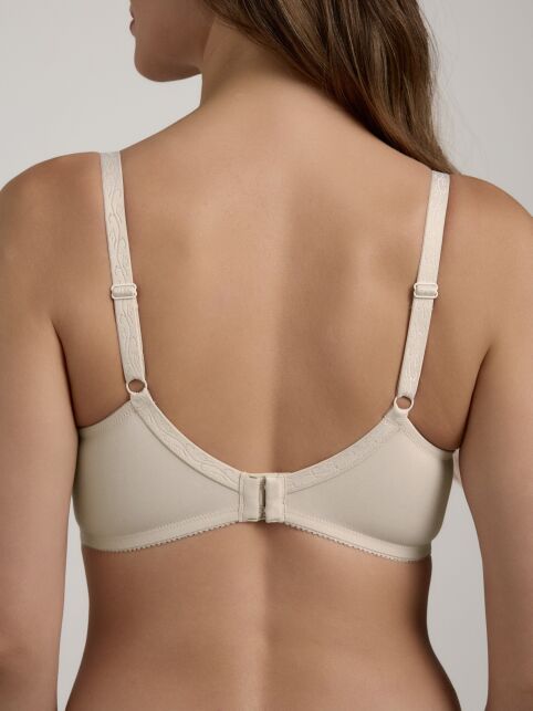 Бюстгальтер с мягкой чашкой без каркасов AURA RB7170 - купить в интернет-магазине Conte