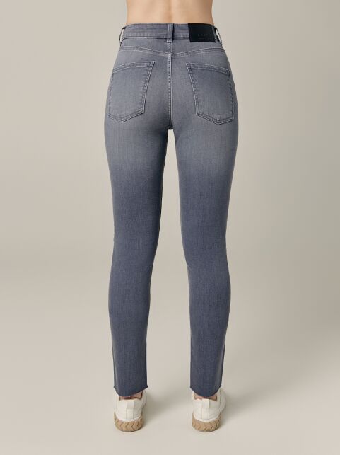 Джинсы skinny с высокой посадкой и эффектом потертости CON-669 - купить в интернет-магазине Conte