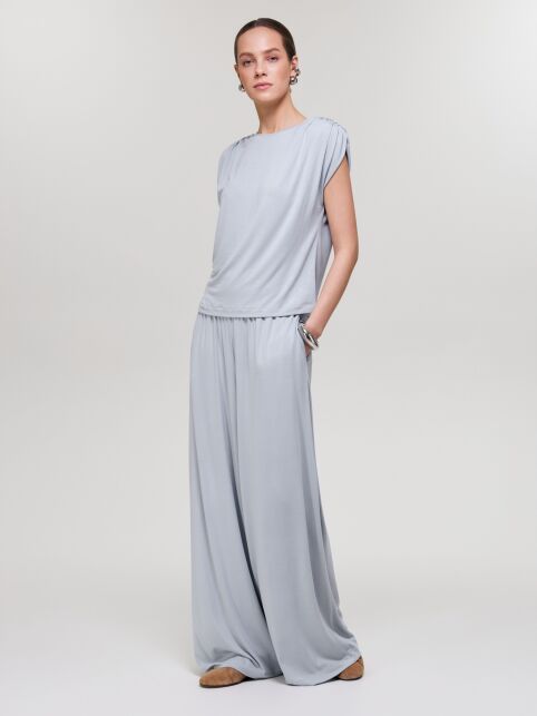 Топ из вискозы со сборкой на плечах LBL 3509 - купить в интернет-магазине Conte