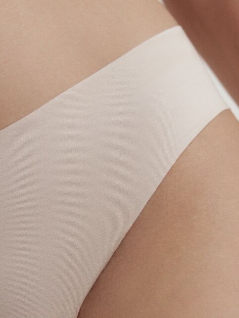 Бесшовные Трусы "бразилиана" с V-образной линией талии INVISIBLE LBR 1226 - купить в интернет-магазине Conte