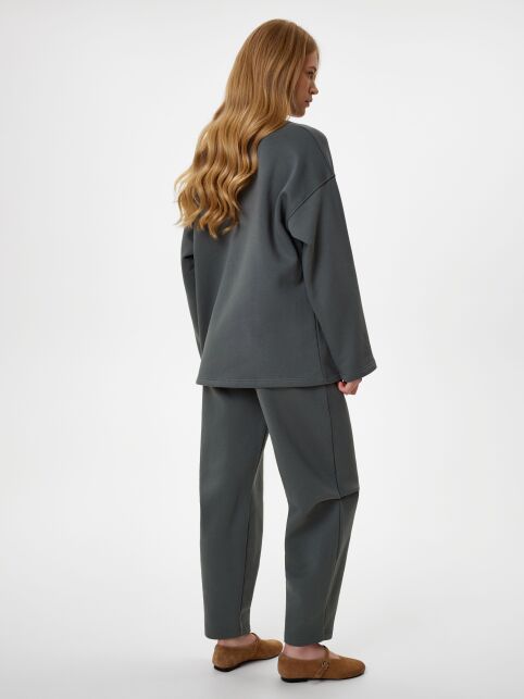 Джемпер из футера с ассиметричной планкой на горловине LD 3231 - купить в интернет-магазине Conte