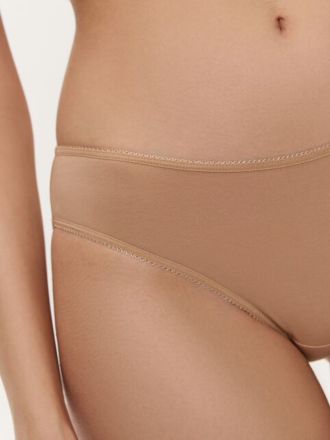 Хлопковые трусы «слип» со средней линией талии Assorti RP 3225 - купить в интернет-магазине Conte