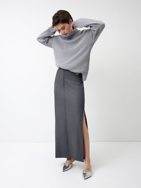 Джемпер свободного силуэта с отложным воротником стойкой LDK 24108 - купить в интернет-магазине Conte