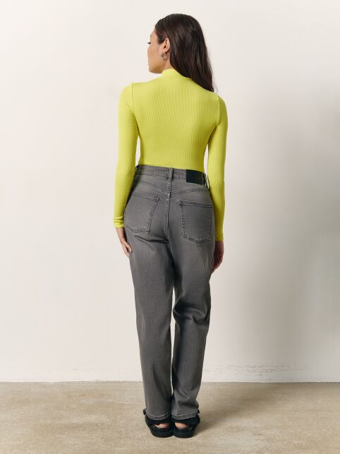 Графитовые джинсы mom с высокой посадкой CON-599 - купить в интернет-магазине Conte