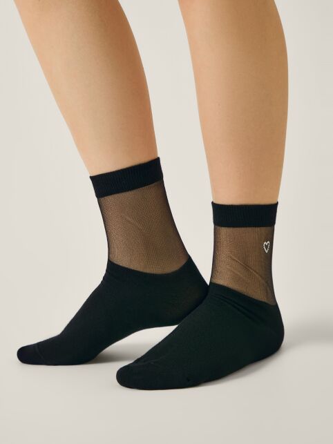 Хлопковые носки со вставкой из прозрачной сетки и стразами в форме сердца - купить в интернет-магазине Conte