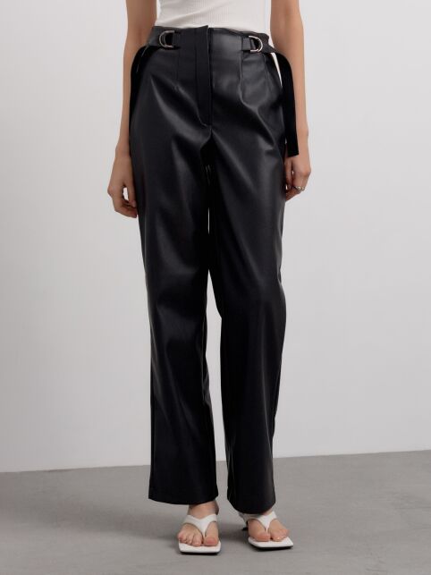 Брюки из экокожи с патами на талии LBK 2854 - купить в интернет-магазине Conte