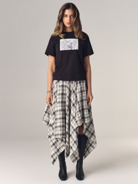 Футболка из хлопка Floriography с графикой «Эустома» LD 3470 - купить в интернет-магазине Conte