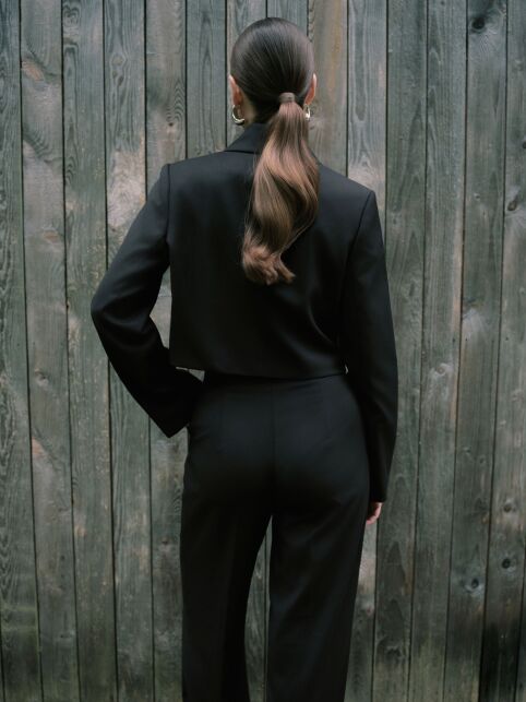 Укороченный жакет из костюмной ткани LJ 3253 - купить в интернет-магазине Conte