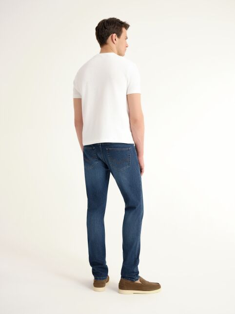 Джинсы straight c эффектом потёртостей CNM-03 Джинсы straight c эффектом потёртостей CNM-03 - купить в интернет-магазине Conte
