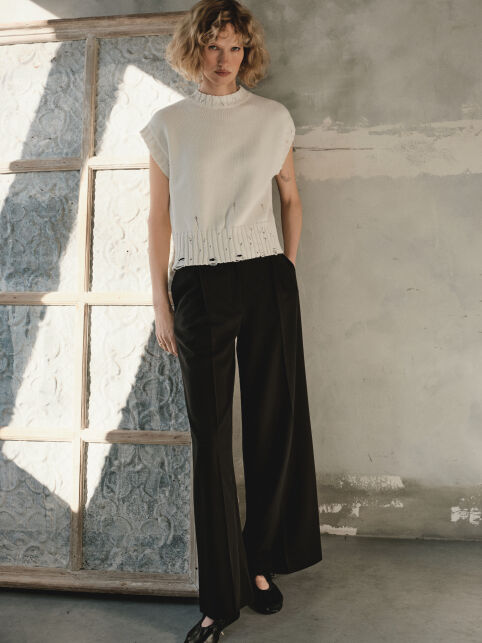 Жилет с имитацией разрывов из пряжи с хлопком LDK2579 - купить в интернет-магазине Conte