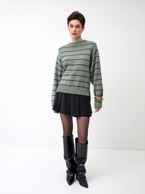 Джемпер объёмного силуэта в полоску из пряжи с хлопком LDK 24114 - купить в интернет-магазине Conte