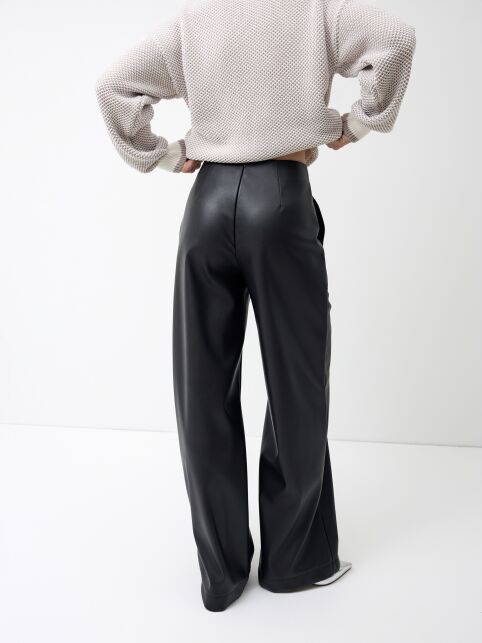 Джемпер объёмного силуэта с воротником-стойкой LDK 24118 - купить в интернет-магазине Conte