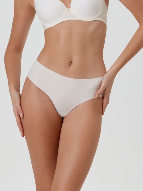 Бесшовные Трусы "слип" WEEKEND RP 0008 - купить в интернет-магазине Conte