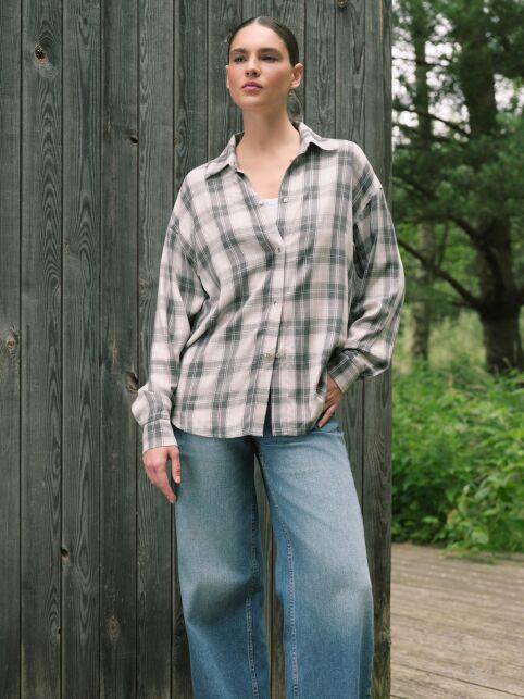 Рубашка из вискозы в клетку LRU 3315 - купить в интернет-магазине Conte