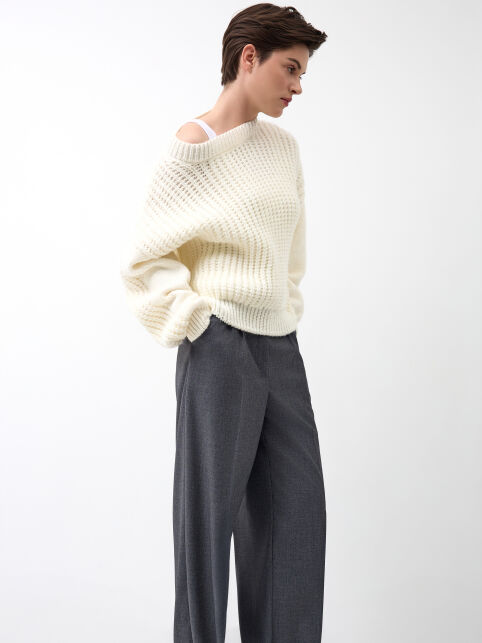 Джемпер умеренно свободного силуэта из пряжи с шерстью LDK 24137 - купить в интернет-магазине Conte