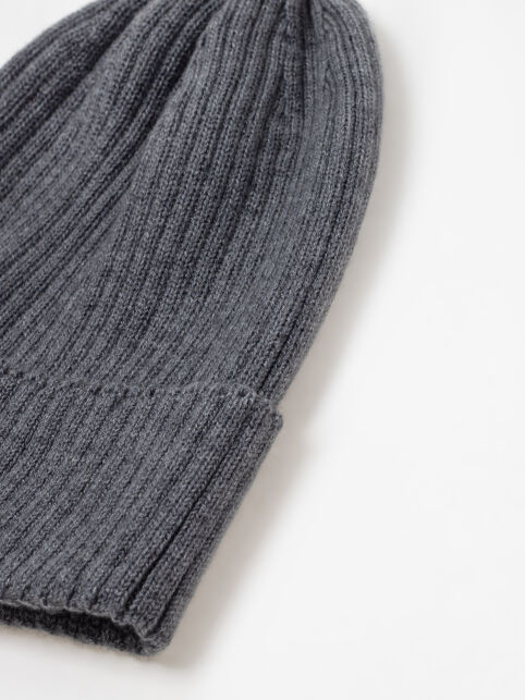 Шапка с отворотом из пряжи с шерстью 24с-32сп Шапка с отворотом из пряжи с шерстью 24с-32сп - купить в интернет-магазине Conte