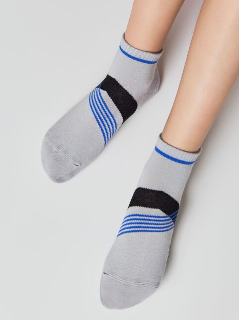 Короткие светло-серые спортивные носки ACTIVE lycra®, модель 956 - купить в интернет-магазине Conte