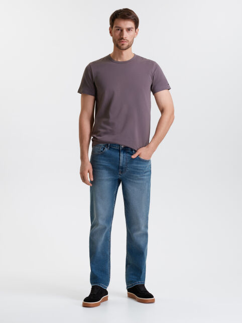 Джинсы straight c эффектом потёртостей CNM-22 Джинсы straight c эффектом потёртостей CNM-22 - купить в интернет-магазине Conte