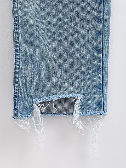 Джинсы skinny с ассиметричным низом и эффектом разрушений CON-720 - купить в интернет-магазине Conte