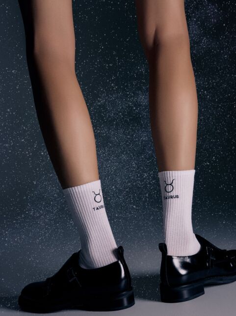 Удлиненные носки в рубчик с вышивкой «Телец» - купить в интернет-магазине Conte