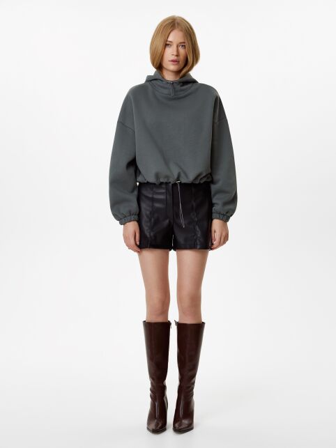 Укороченный джемпер из футера на флисе с капюшоном LD 3233 - купить в интернет-магазине Conte