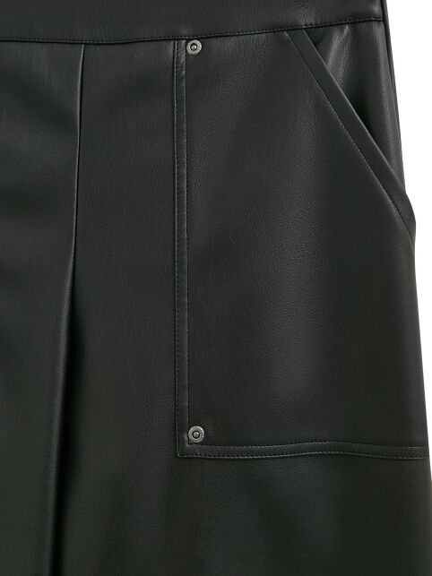 Брюки из экокожи с накладными карманами LBK 3281 - купить в интернет-магазине Conte