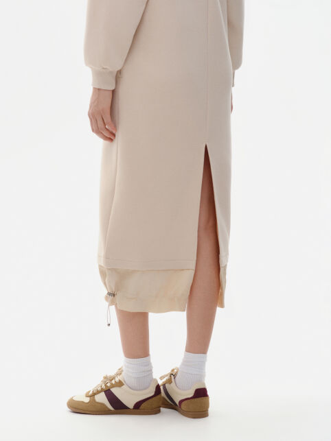 Платье из футера с начёсом и фактурной вставкой по низу LPL 3228 - купить в интернет-магазине Conte