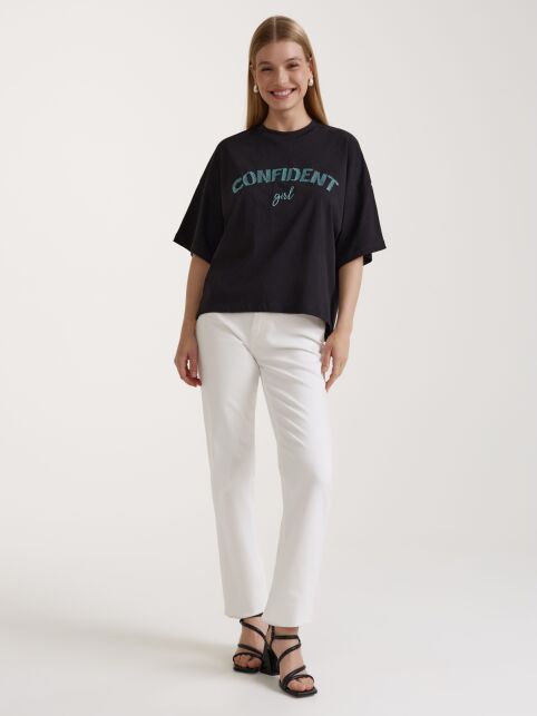 Футболка из хлопка с вышивкой «CONFIDENT» LD 3042 - купить в интернет-магазине Conte