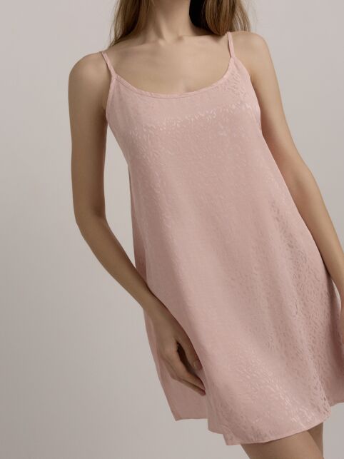 Сорочка на тонких бретелях LEO LHW 2527 - купить в интернет-магазине Conte