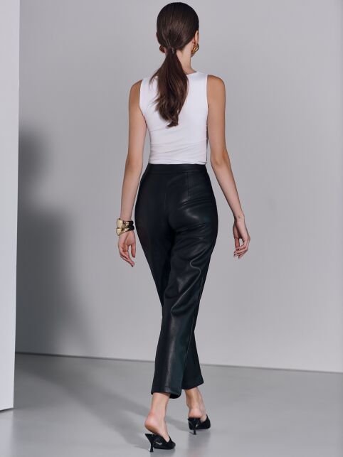 Брюки из экокожи с фигурными шлёвками LBK 2852 - купить в интернет-магазине Conte