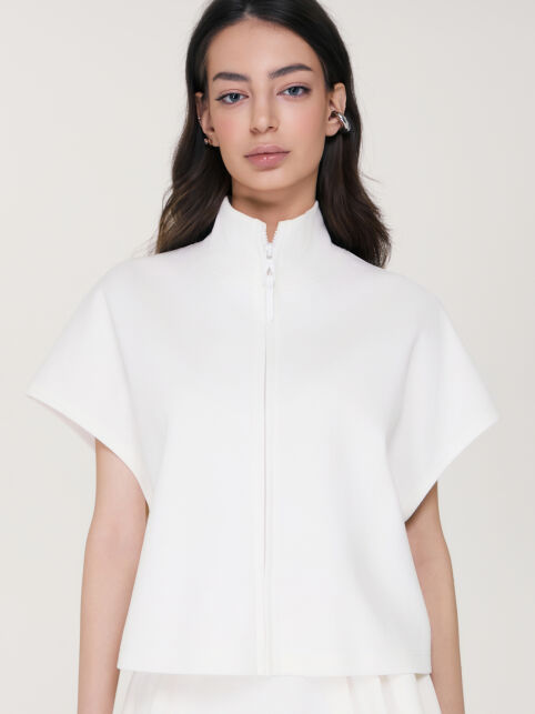 Жилетка на молнии из футера-пике LBL 3457 Жилетка на молнии из футера-пике LBL 3457 - купить в интернет-магазине Conte