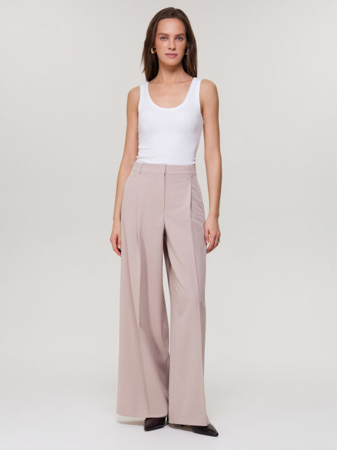 Брюки со складками из костюмной ткани LBK 3401 - купить в интернет-магазине Conte