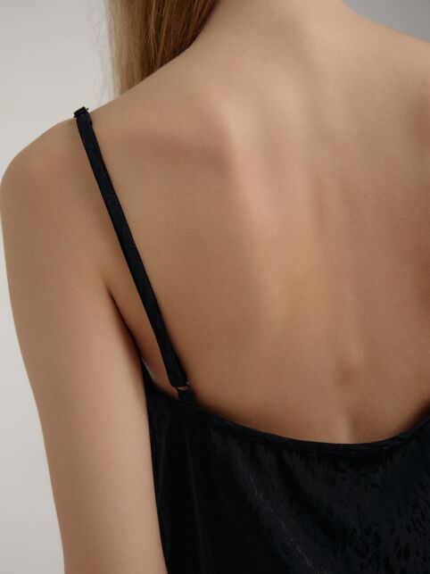 Топ прямого кроя на тонких бретелях LEO LHW 2529 - купить в интернет-магазине Conte