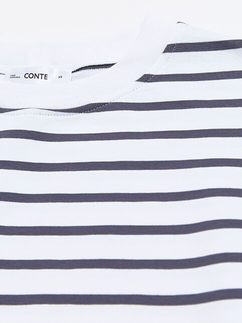 Лонгслив свободного кроя из хлопка в полоску LD 3293 Лонгслив свободного кроя из хлопка в полоску LD 3293 - купить в интернет-магазине Conte