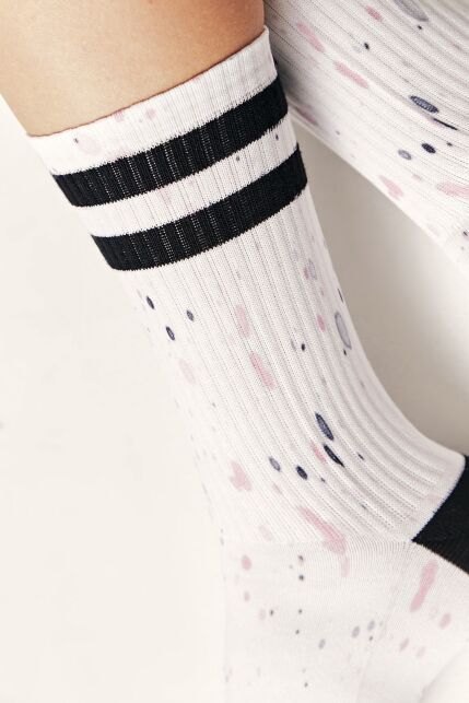 Удлиненные носки из лимитированной коллекции с рисунком «Paint marks» - купить в интернет-магазине Conte