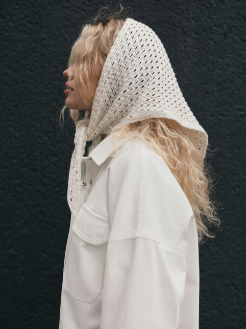 Ажурная косынка из пряжи с хлопком LDK25194 - купить в интернет-магазине Conte