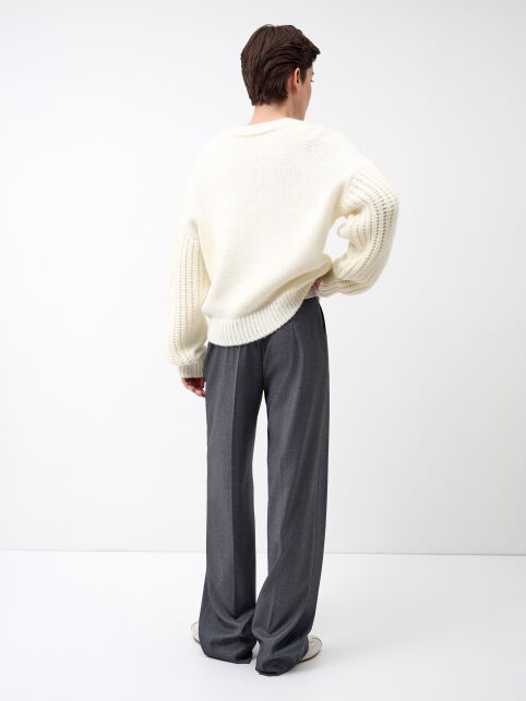 Джемпер умеренно свободного силуэта из пряжи с шерстью LDK 24137 - купить в интернет-магазине Conte