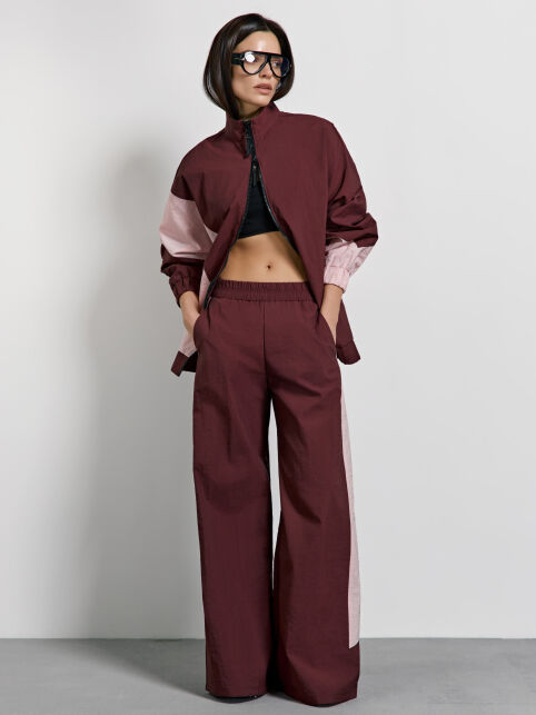 Фактурные широкие брюки контрастными полосами по бокам LBK 3514 - купить в интернет-магазине Conte