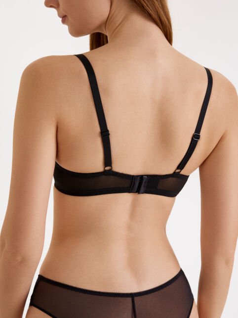 Бюстгальтер push-up с V-образной линией декольте Sakura RB1247 - купить в интернет-магазине Conte