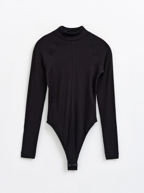 Боди с центральным швом из фактурного полотна с вискозой LBD 2380 Боди с центральным швом из фактурного полотна с вискозой LBD 2380 - купить в интернет-магазине Conte