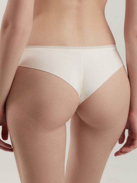 Трусы «танга» с низкой линией талии DAY BY DAY RP 6115 - купить в интернет-магазине Conte