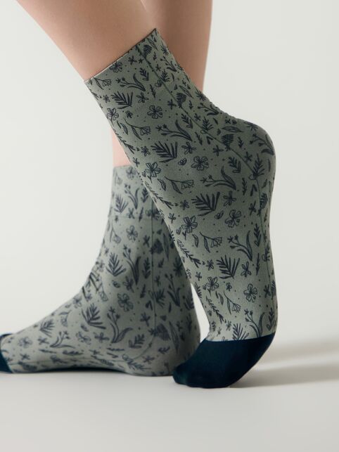 Плотные носки с чёрным мыском и рисунком «Vegetation» - купить в интернет-магазине Conte