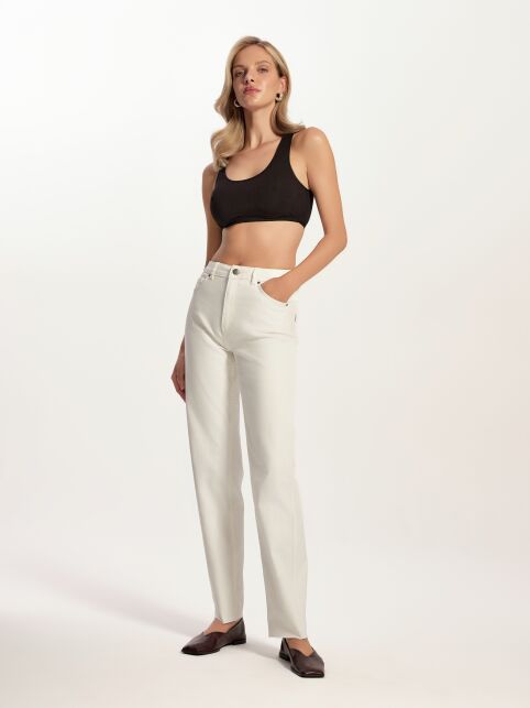 Джинсы straight молочного цвета с необработанным краем CON-769 - купить в интернет-магазине Conte