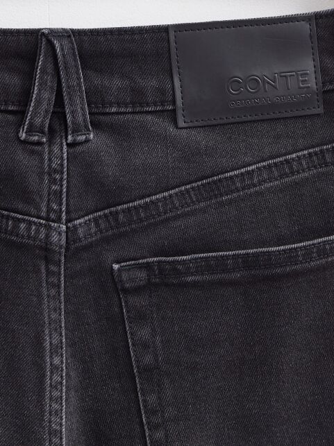 Джинсы mom с эффектом потертости и застежкой на две пуговицы CON-664 - купить в интернет-магазине Conte