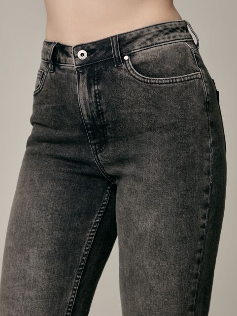 Джинсы size plus с высокой посадкой из денима оксидной варки CON-603 - купить в интернет-магазине Conte